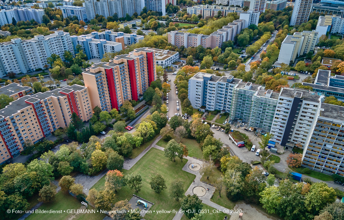 08.10.2020 - Aufstockungsbaustelle Oskar-Maria-Graf-Ring in Neuperlach